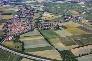 Bild vergrößern: Luftbild der Ortsgemeinde Armsheim