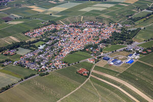 Bild vergrößern: Luftbild der Ortsgemeinde Schornsheim